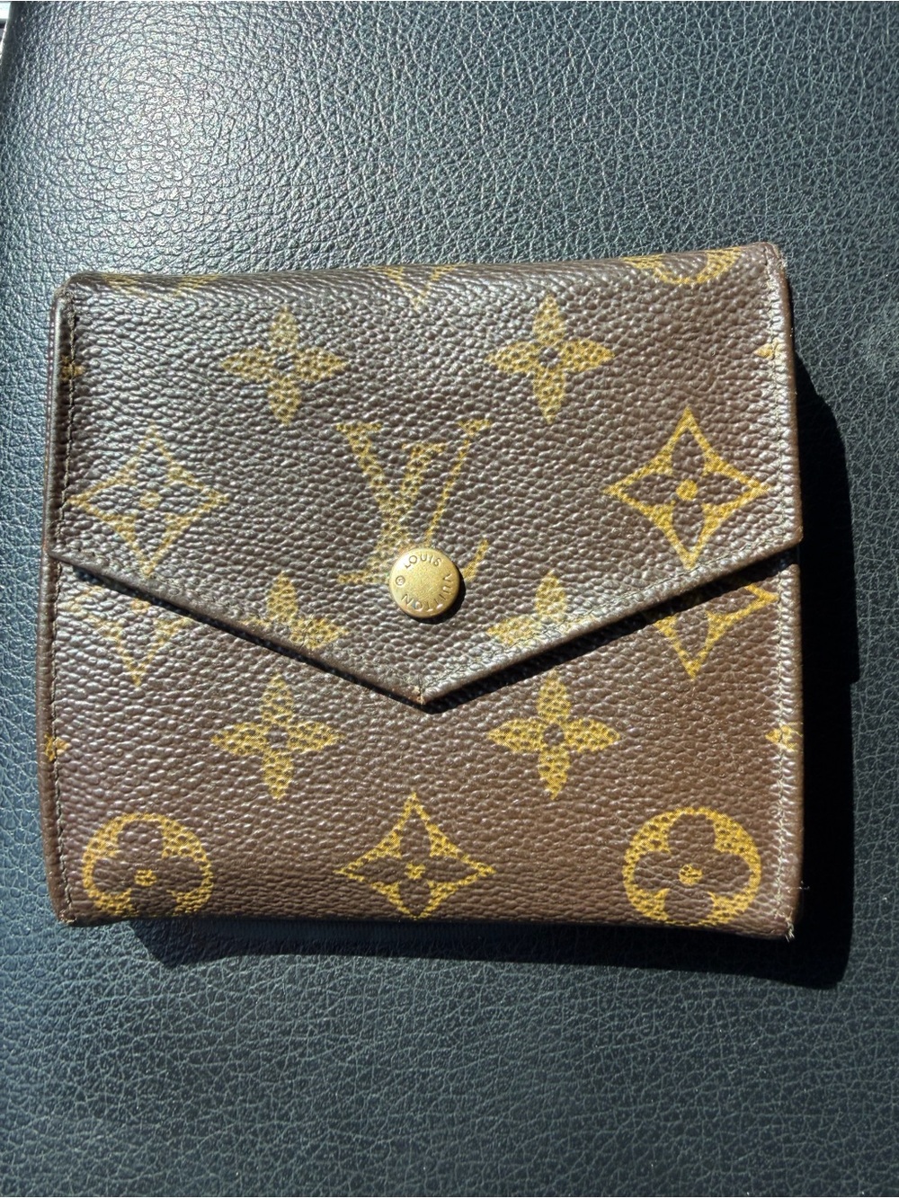 Authentic Louis Vuitton Vintage Elise Trifold Monogram Wallet w/COA